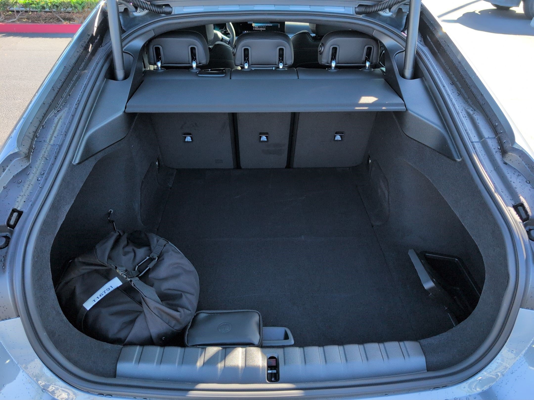 New 2026 BMW i4 eDrive40 w/ Parking Assistance Package RWD image 32