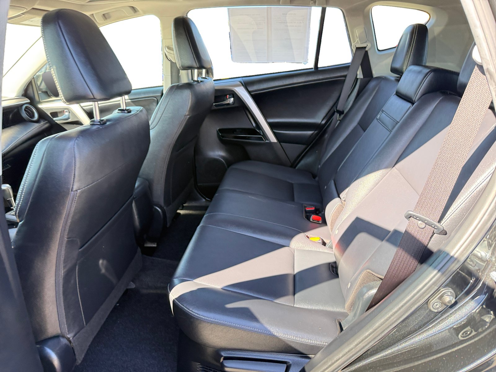 Used 2018 Toyota RAV4 Limited w/ Advanced Technology Package AWD/4WD image 16