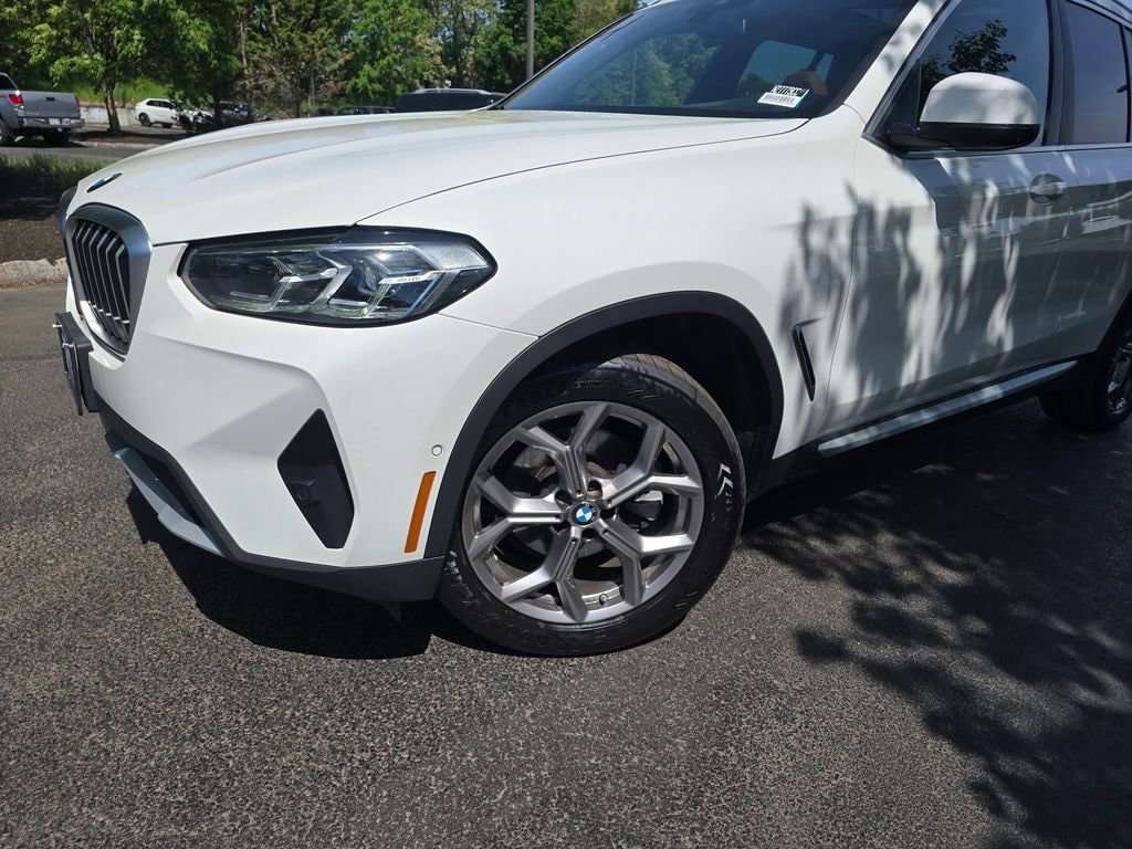 Used 2023 BMW X3 xDrive30i w/ Convenience Package w/ZPA AWD/4WD image 2