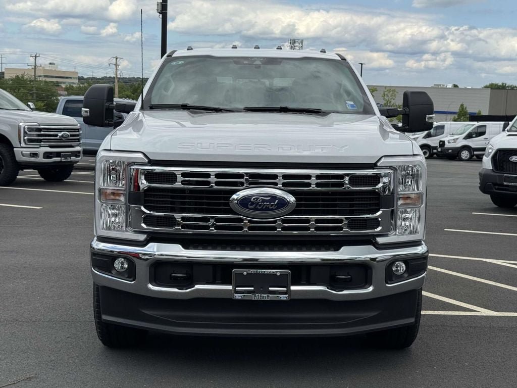 New 2026 Ford F250 XLT w/ FX4 Off-Road Package AWD/4WD image 7