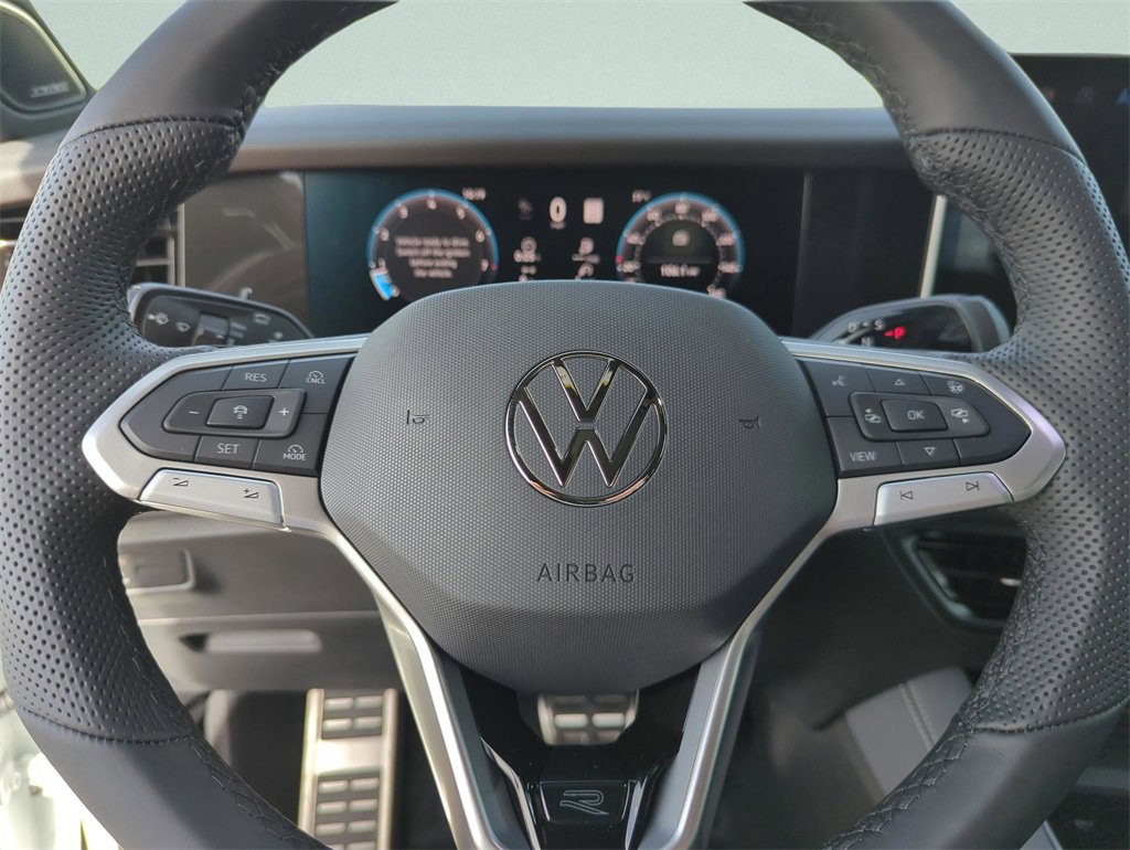 Used 2026 Volkswagen Tiguan SEL R-Line image 37