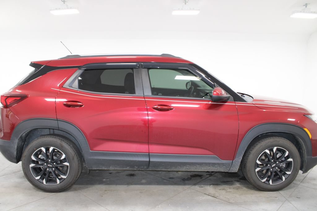 Used 2022 Chevrolet TrailBlazer LT FWD image 11
