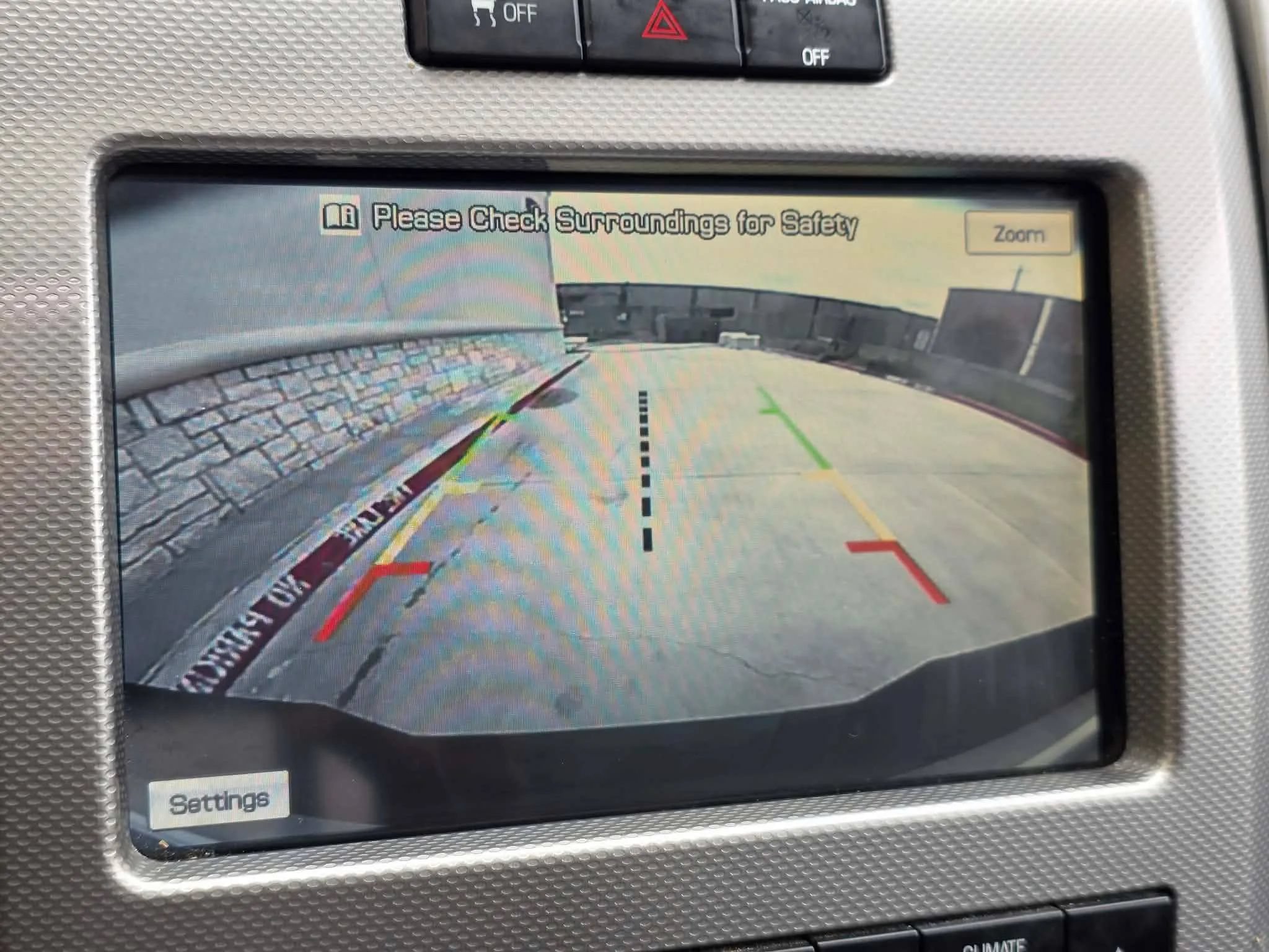 Used 2011 Ford F150 Lariat Limited RWD image 23