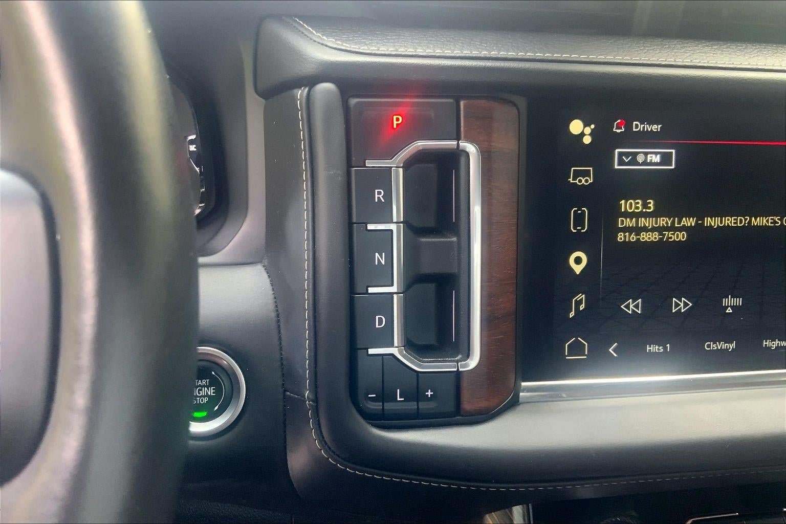 Used 2024 GMC Yukon XL Denali Ultimate AWD/4WD image 18