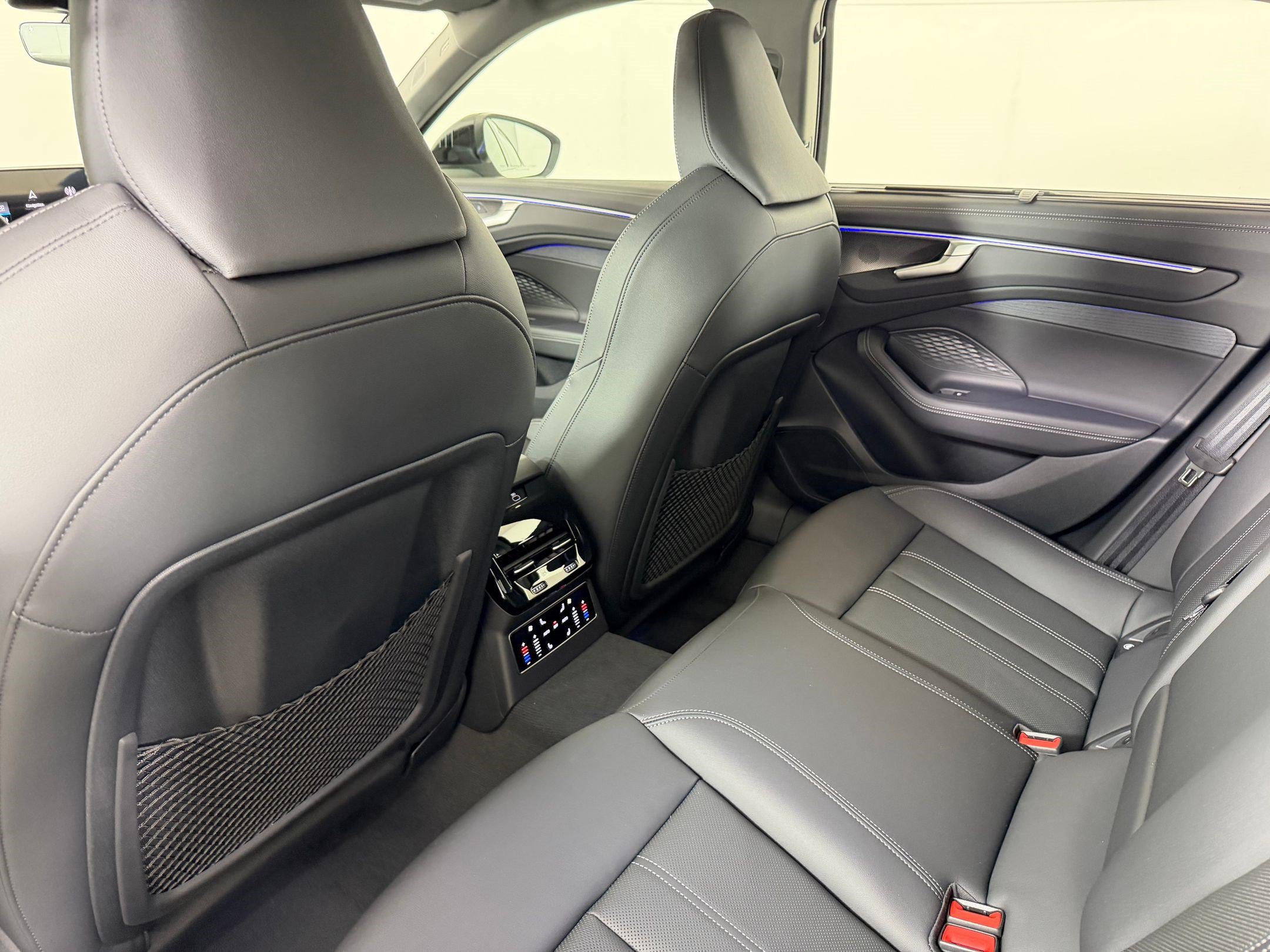 New 2026 Audi A6 Premium Plus AWD/4WD image 22