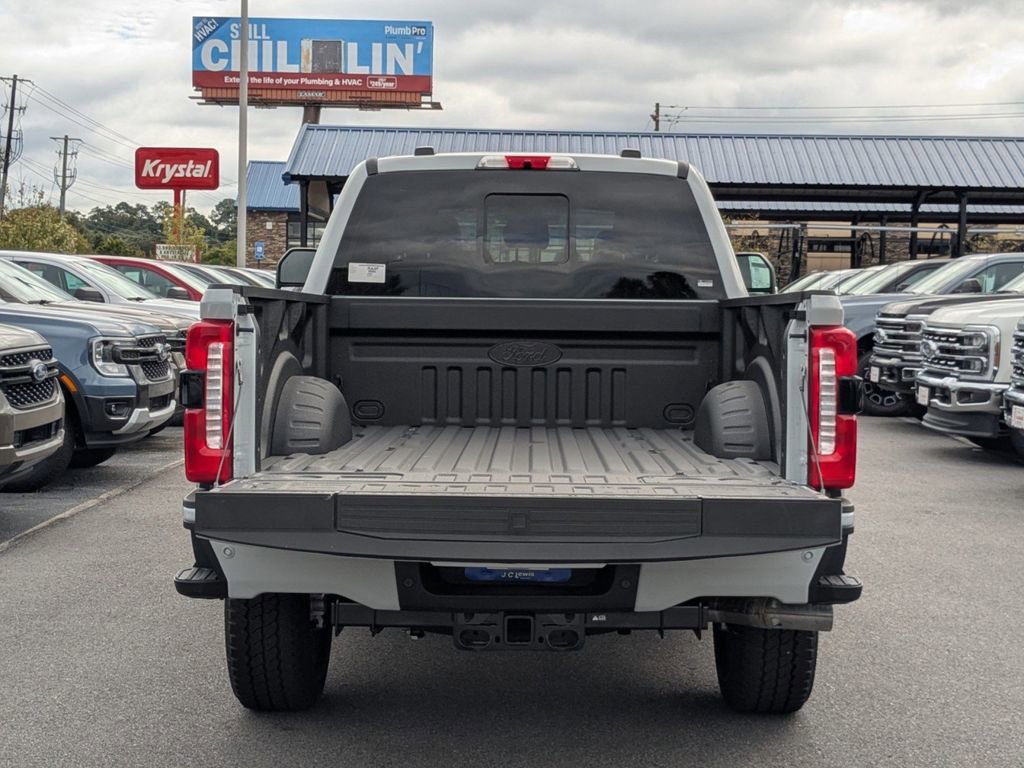 New 2025 Ford F350 Lariat w/ Lariat Ultimate Package image 13