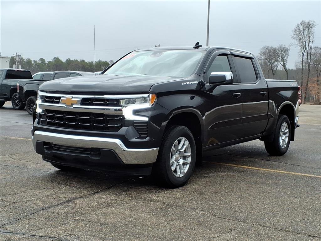 Used 2023 Chevrolet Silverado 1500 LT w/ LPO, Liner Protection Package image 3