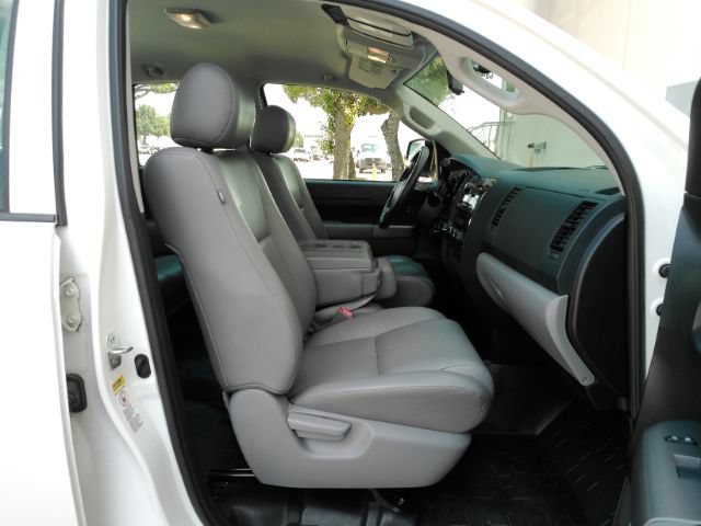 Used 2013 Toyota Tundra 2WD Double Cab image 18