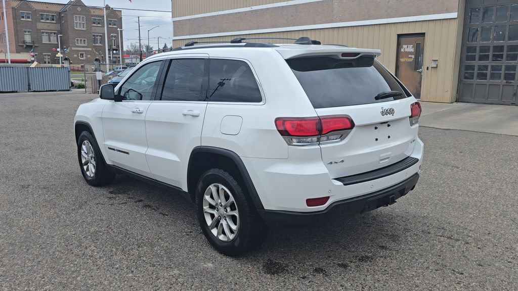 Used 2021 Jeep Grand Cherokee Laredo AWD/4WD image 7