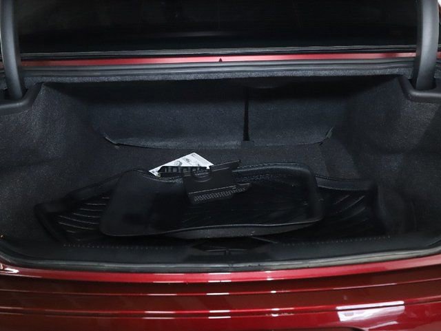 Used 2022 Chrysler 300 Touring w/ Sport Appearance Package image 28