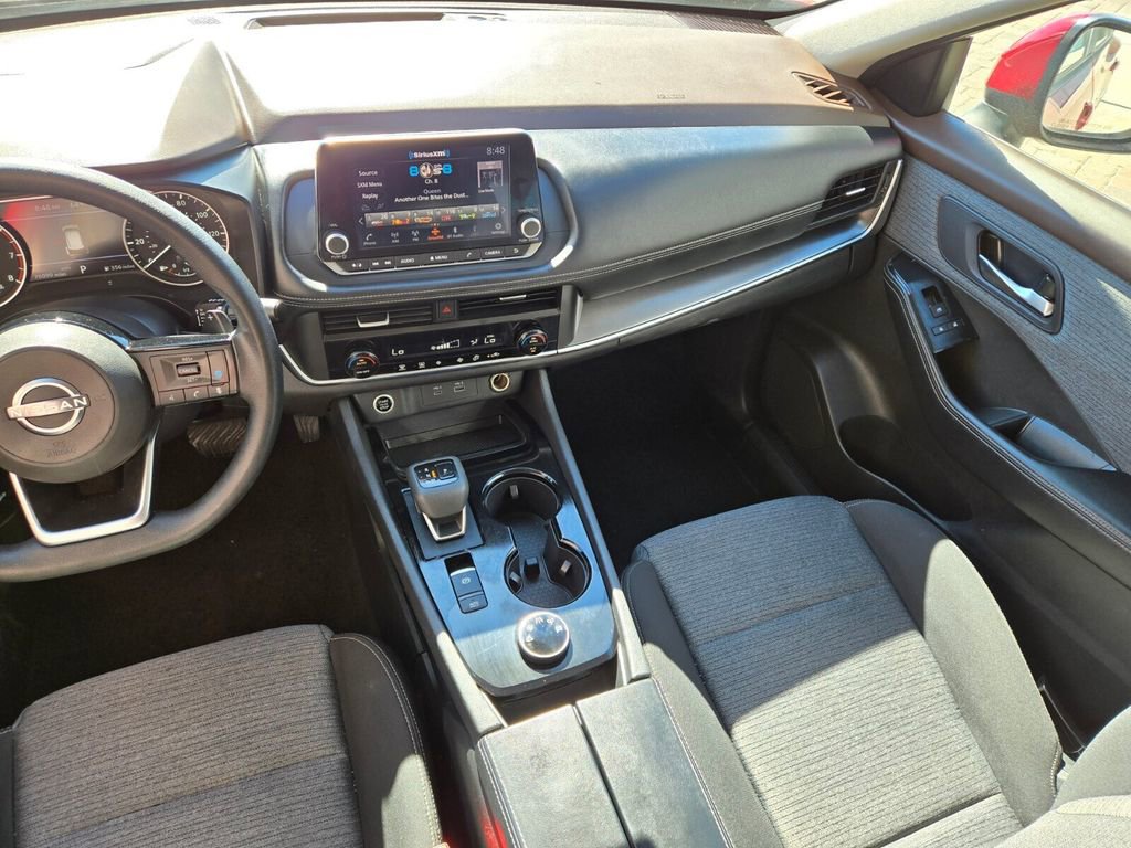Used 2023 Nissan Rogue SV AWD/4WD image 15
