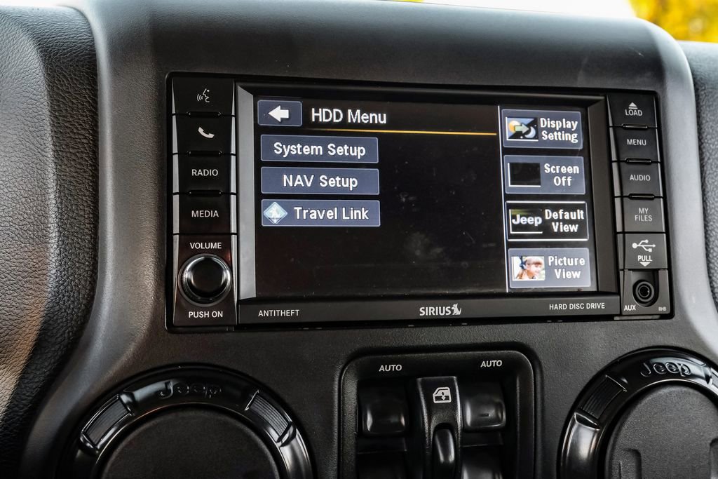 Used 2017 Jeep Wrangler Unlimited Rubicon image 28