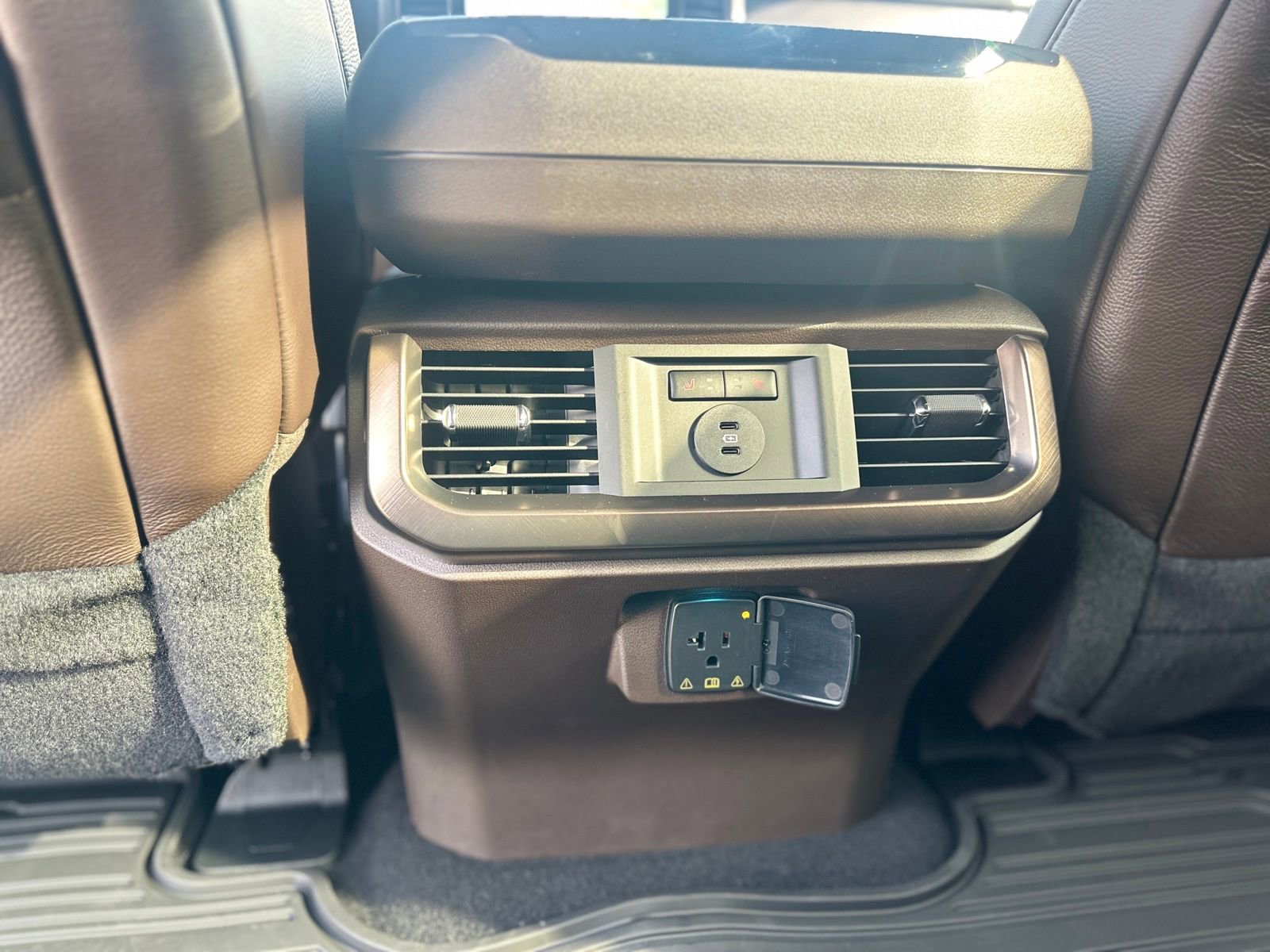 New 2025 Ford F150 King Ranch w/ FX4 Off-Road Package image 47