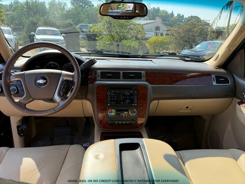 Used 2010 Chevrolet Tahoe LTZ AWD/4WD image 9