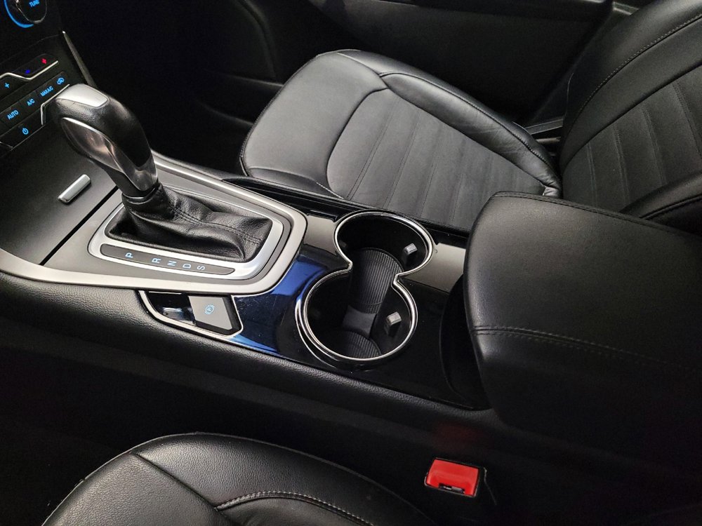 Used 2018 Ford Edge SEL w/ Equipment Group 201A FWD image 26