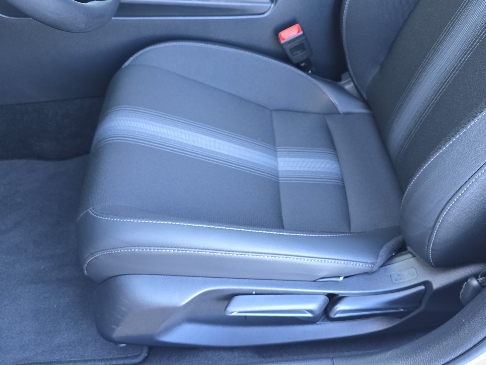 Certified 2026 Honda Civic Sport image 29