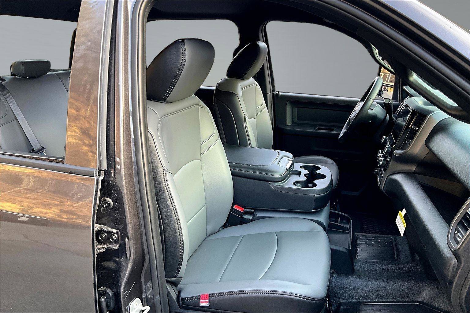 New 2026 RAM 4500 Tradesman w/ Chrome Appearance Group image 9