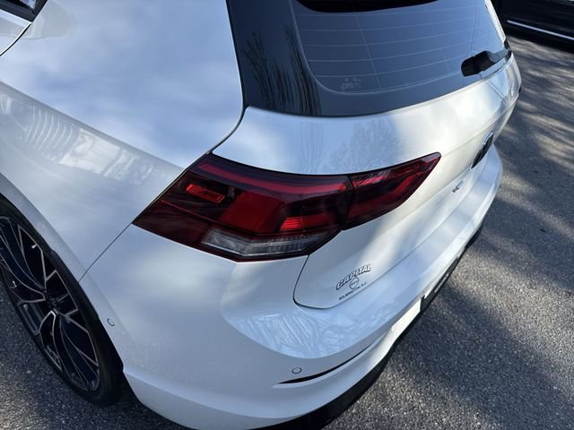 Used 2025 Volkswagen Golf w/ Euro Style Package image 33