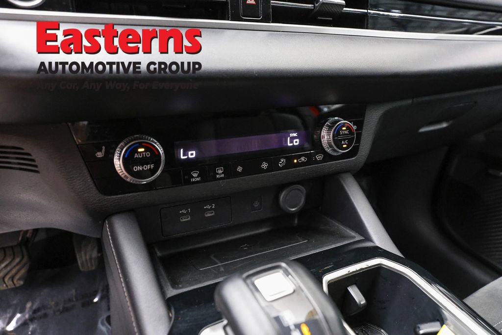 Used 2025 Mitsubishi Outlander SE AWD/4WD image 19