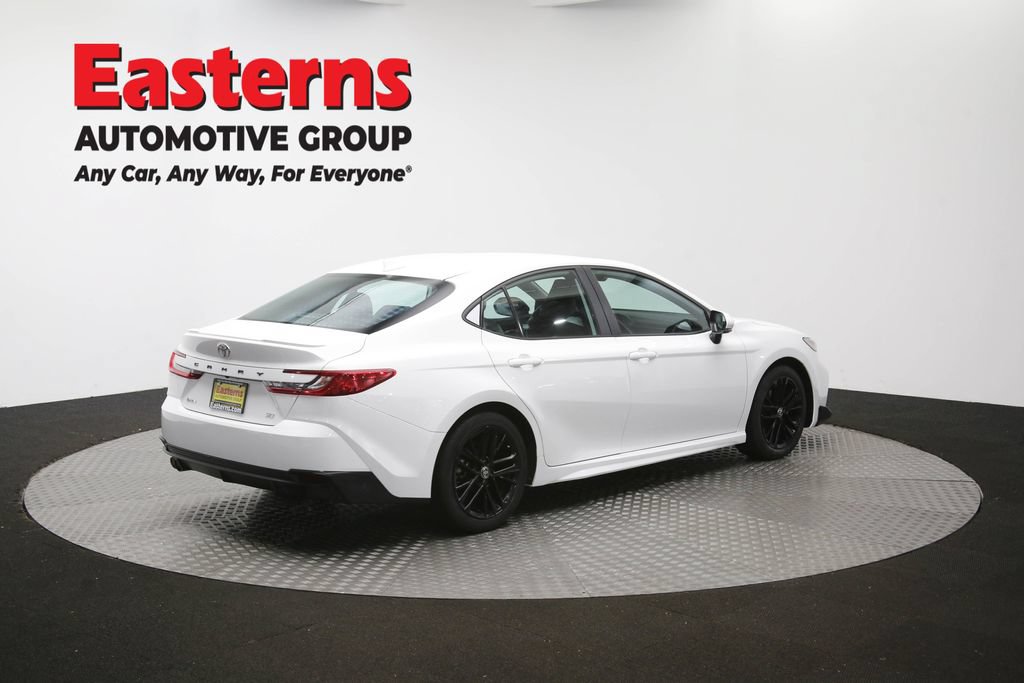 Used 2025 Toyota Camry SE FWD image 40