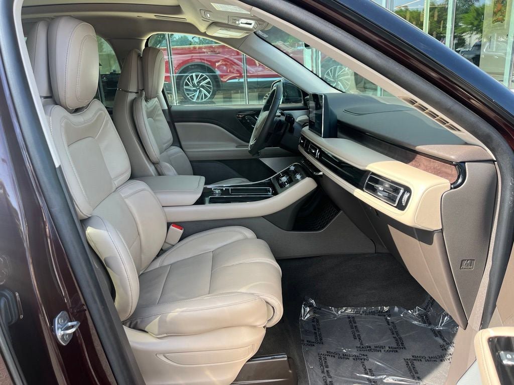 Certified 2023 Lincoln Aviator Reserve w/ Equipment Group 201A AWD/4WD image 22