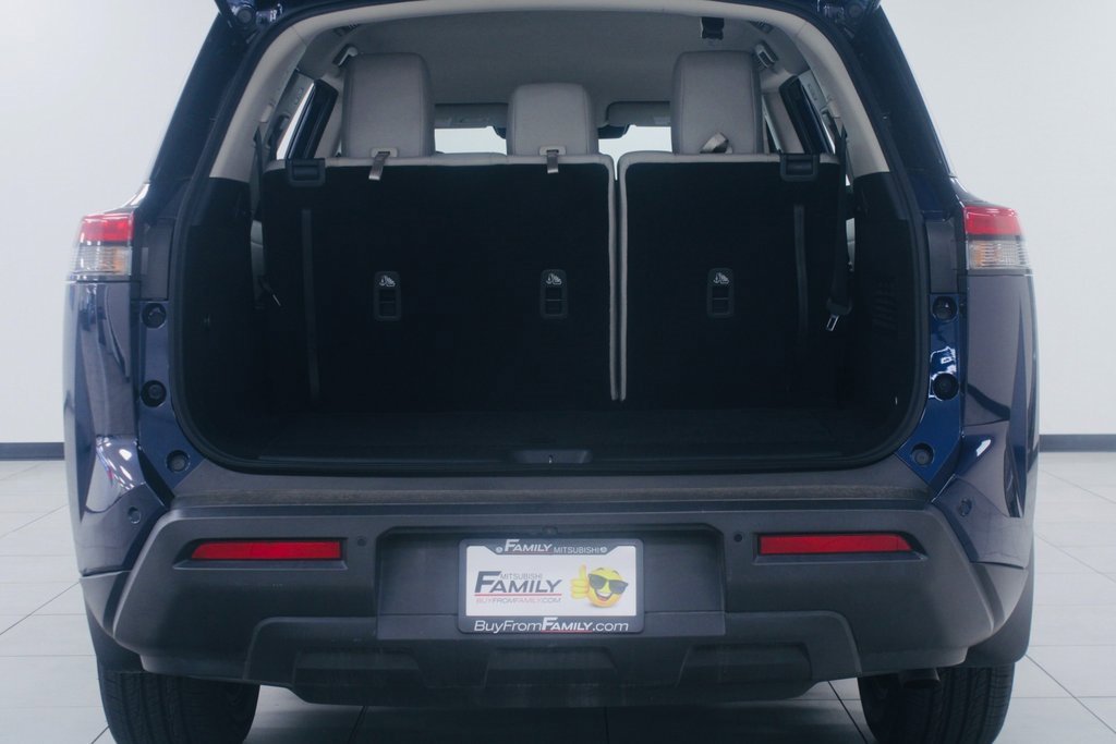 Used 2022 Nissan Pathfinder SV image 23