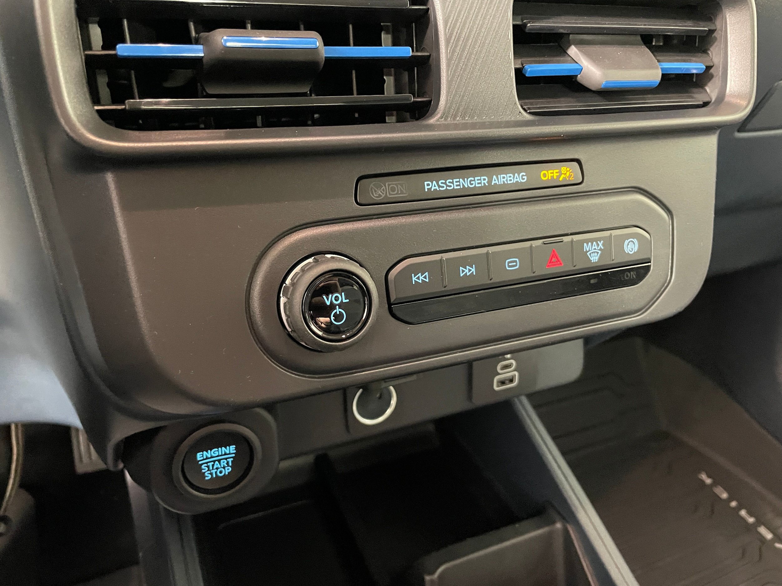 New 2026 Ford Maverick Lobo AWD/4WD image 6