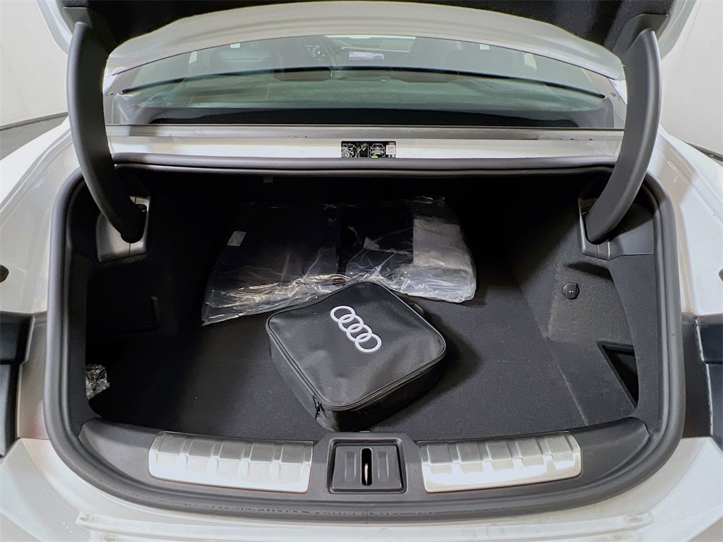 New 2026 Audi RS e-tron GT performance image 25