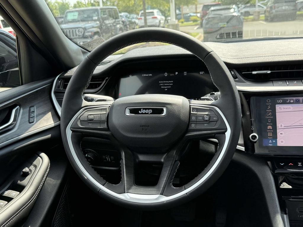 New 2027 Jeep Grand Cherokee Limited AWD/4WD image 19