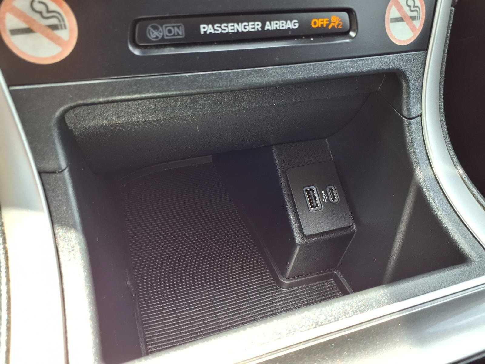 Used 2024 Ford Edge SEL AWD/4WD image 13