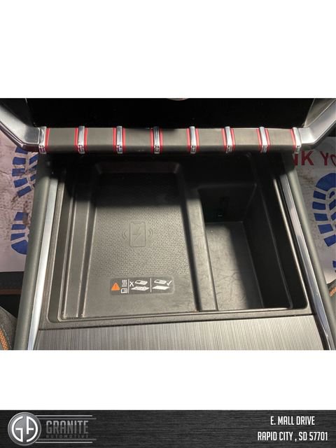 Used 2024 GMC Acadia AT4 w/ Super Cruise Package image 29