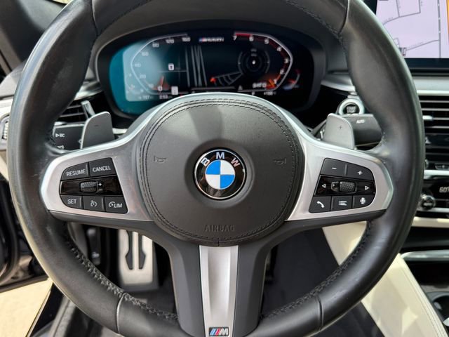 Used 2023 BMW M550i xDrive AWD/4WD image 11
