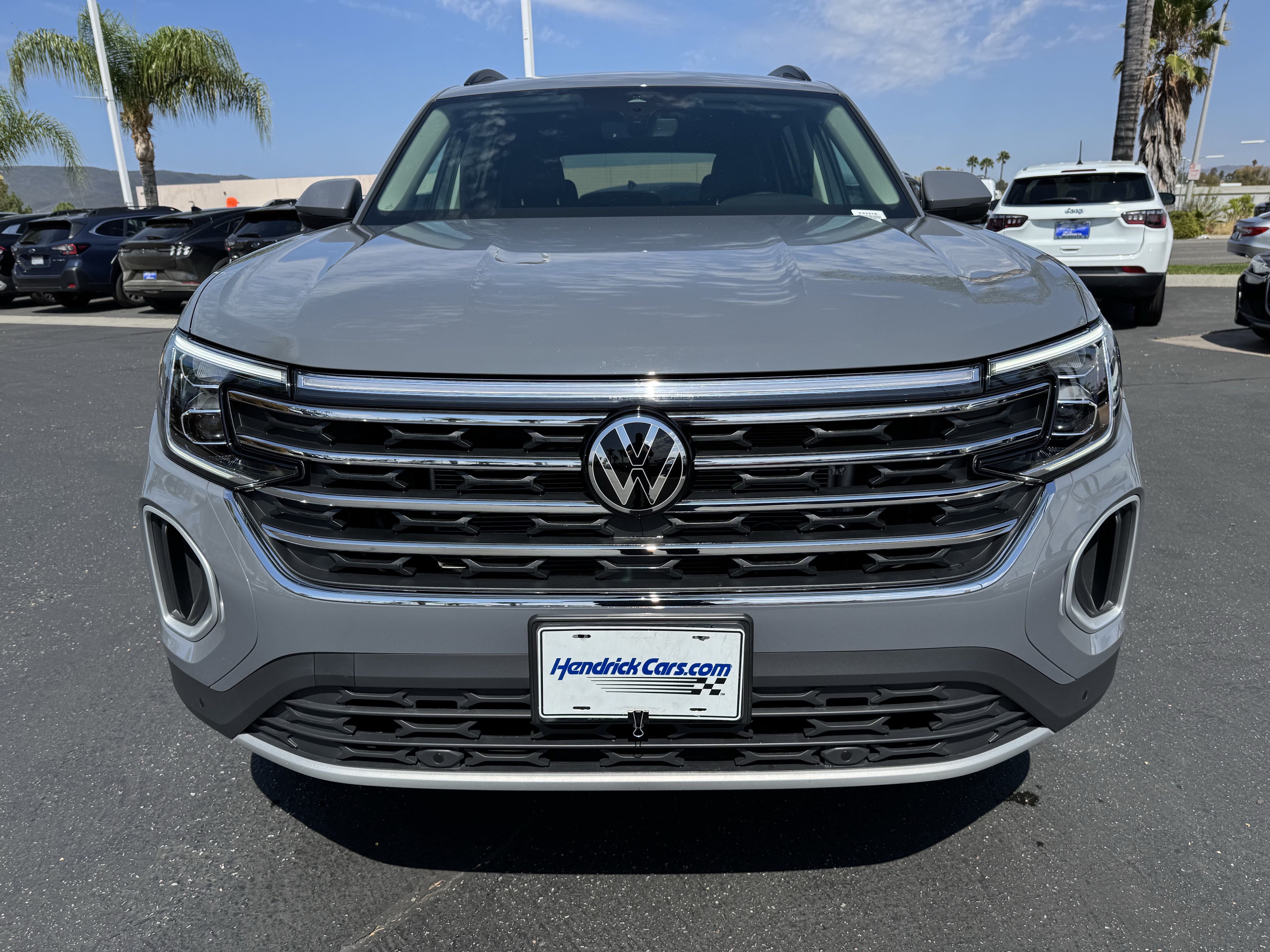 Used 2026 Volkswagen Atlas SE FWD image 3