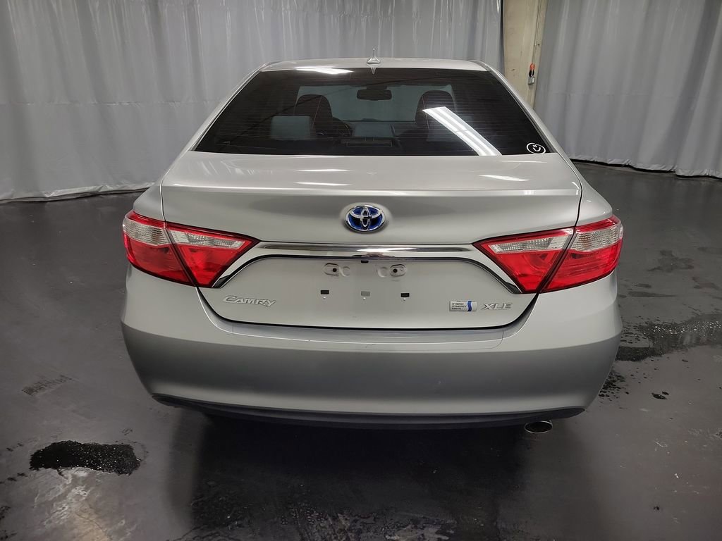 Used 2017 Toyota Camry XLE w/ Moonroof Package FWD image 7