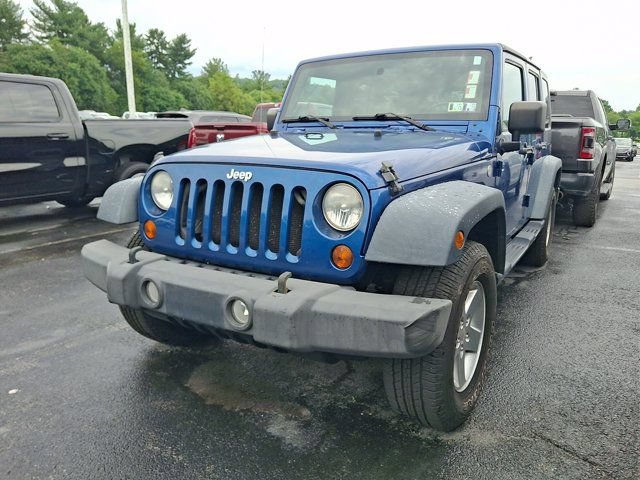 Used 2010 Jeep Wrangler Unlimited Sport AWD/4WD image 3