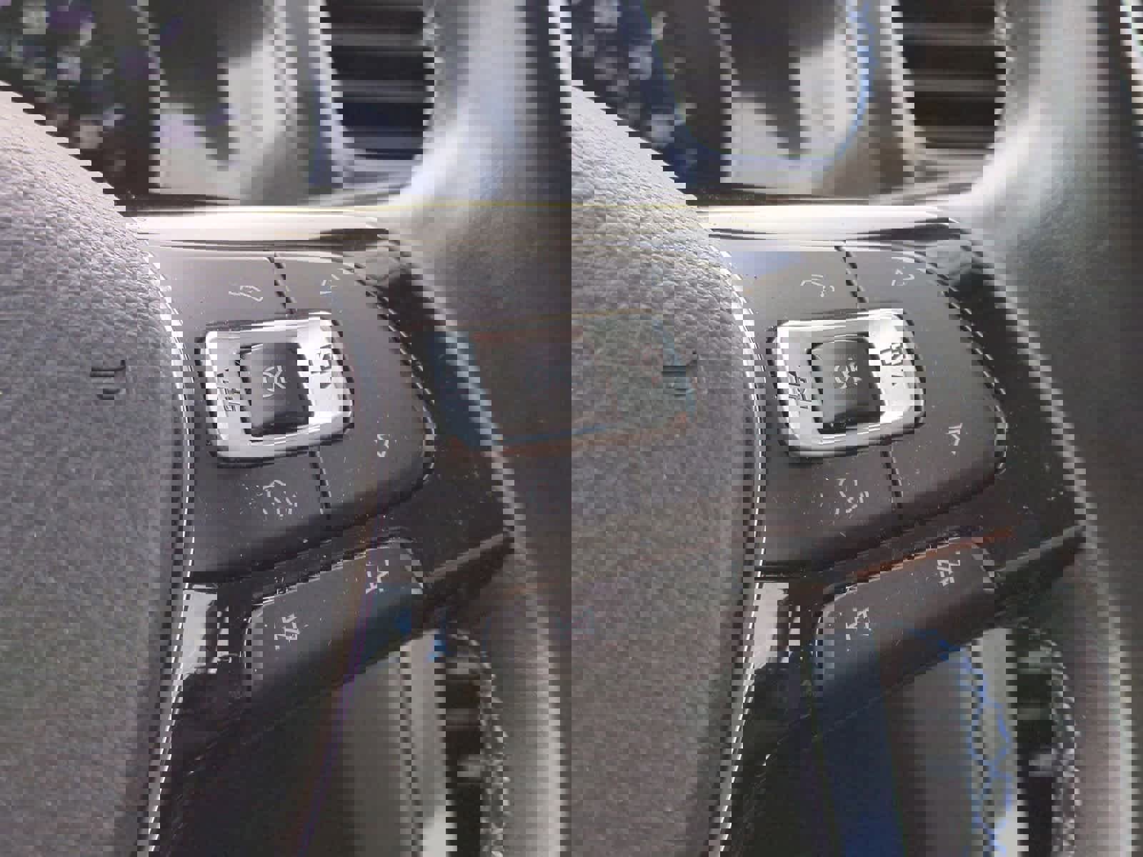 Used 2017 Volkswagen e-Golf SEL Premium image 24