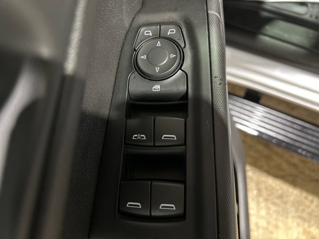 Used 2023 Chevrolet Silverado 1500 Custom image 14