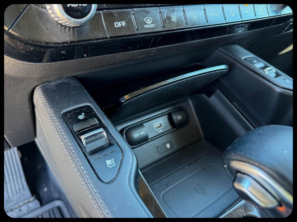 Used 2022 Kia Telluride EX w/ EX Premium Package AWD/4WD image 27