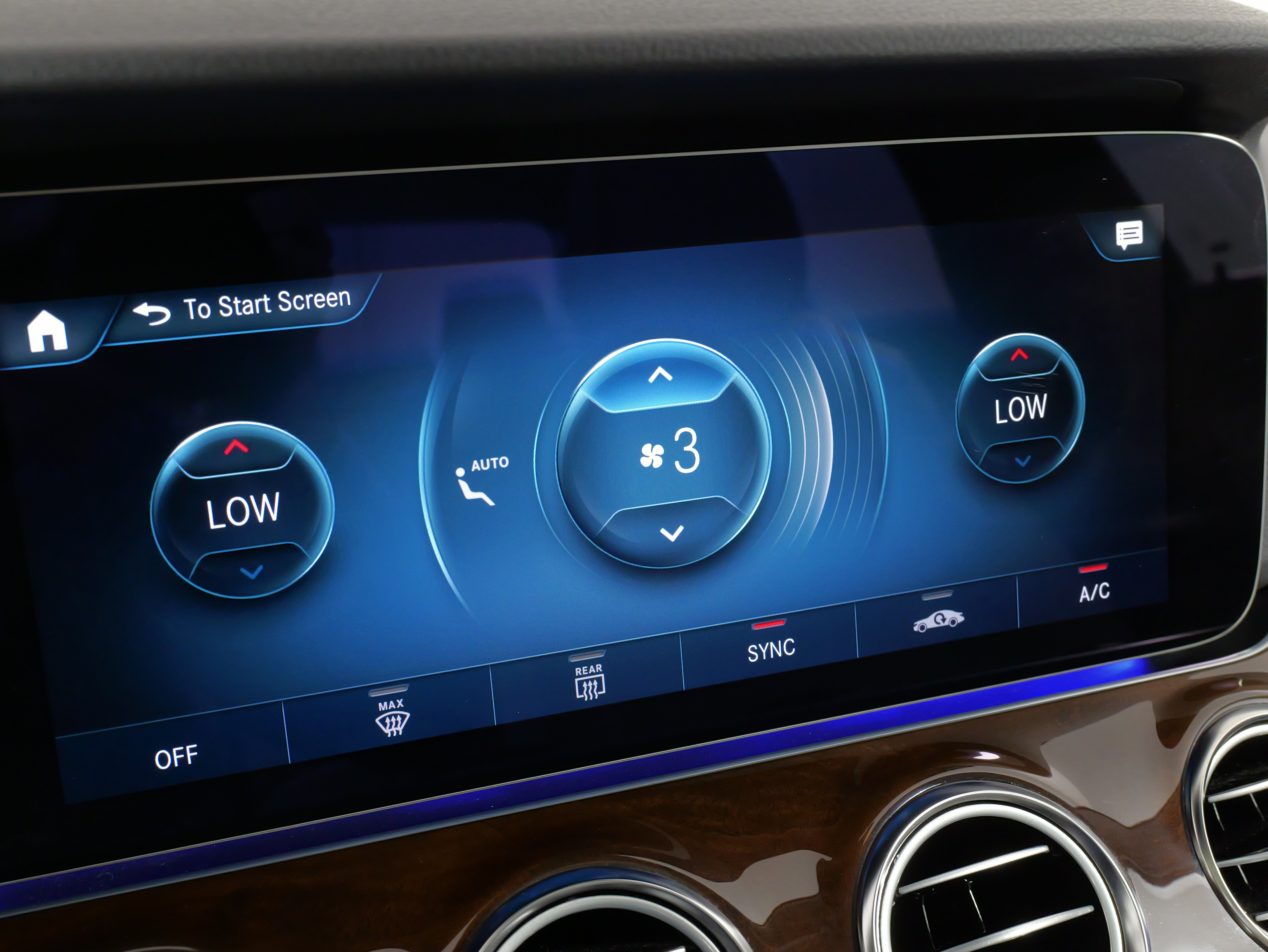 Used 2023 Mercedes-Benz E 350 4MATIC Sedan image 50