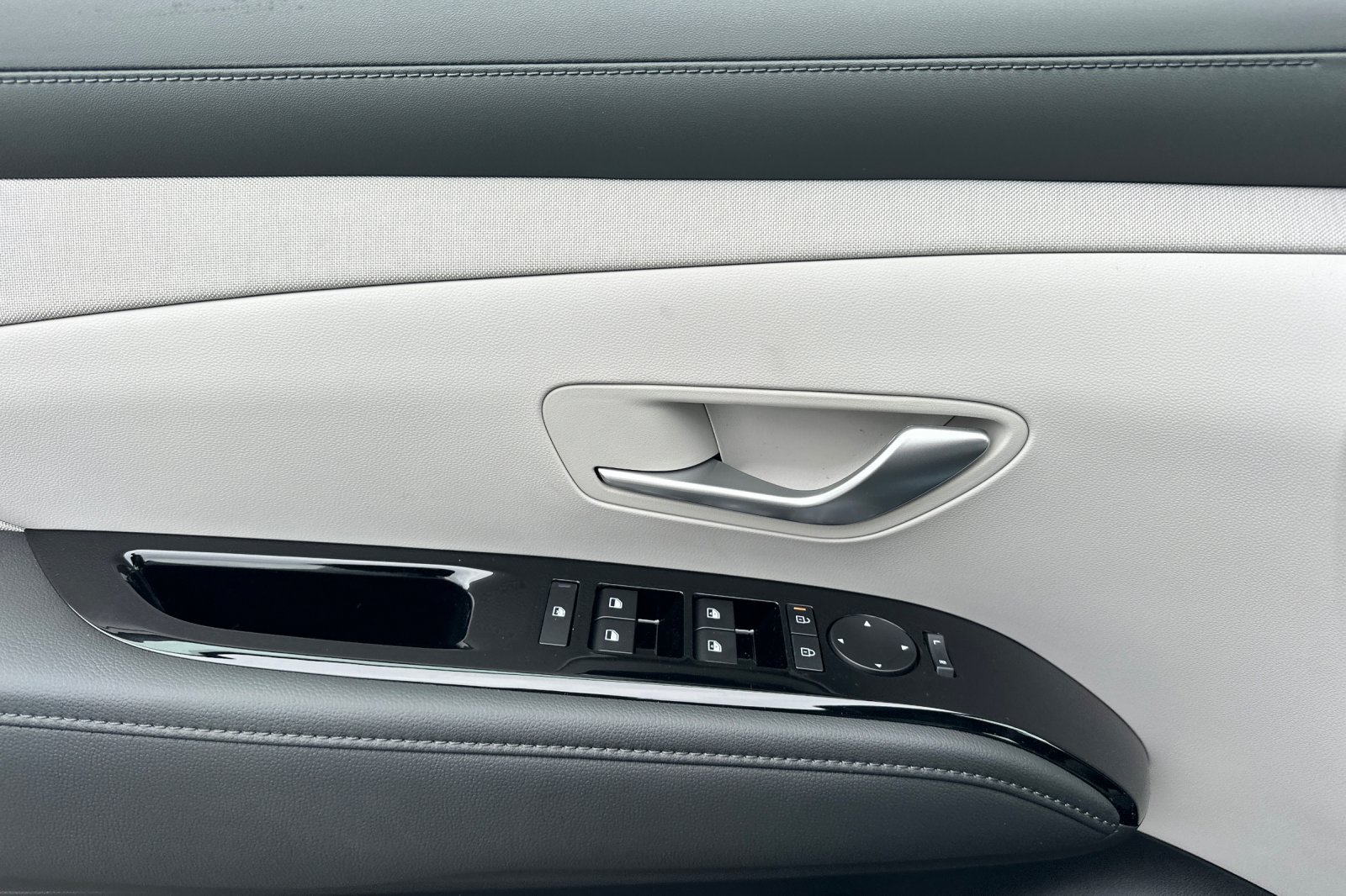 New 2026 Hyundai Tucson Limited AWD/4WD image 11