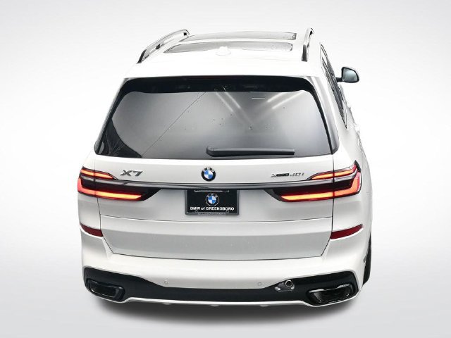 New 2027 BMW X7 xDrive40i w/ M Sport Package AWD/4WD image 26