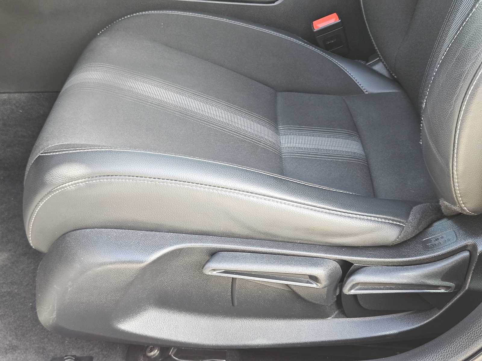 Used 2022 Honda Civic Sport image 24