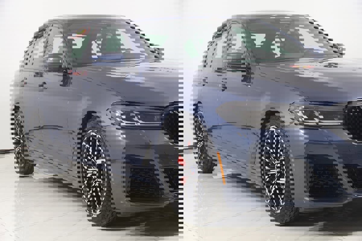 Used 2023 BMW M550i xDrive w/ Executive Package image 52