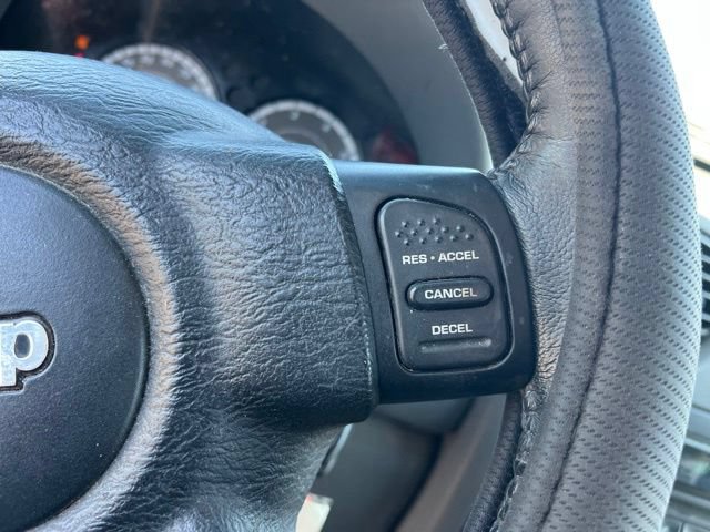 Used 2007 Jeep Liberty Sport AWD/4WD image 15