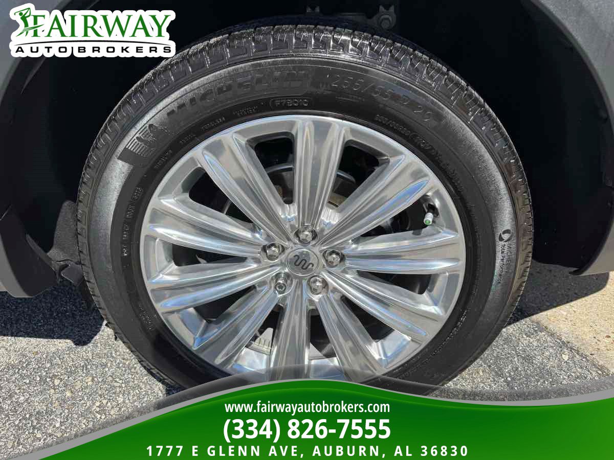 Used 2023 Ford Explorer King Ranch w/ Technology Package AWD/4WD image 36