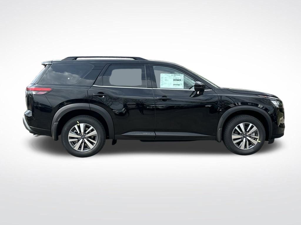 New 2026 Nissan Pathfinder SL image 6
