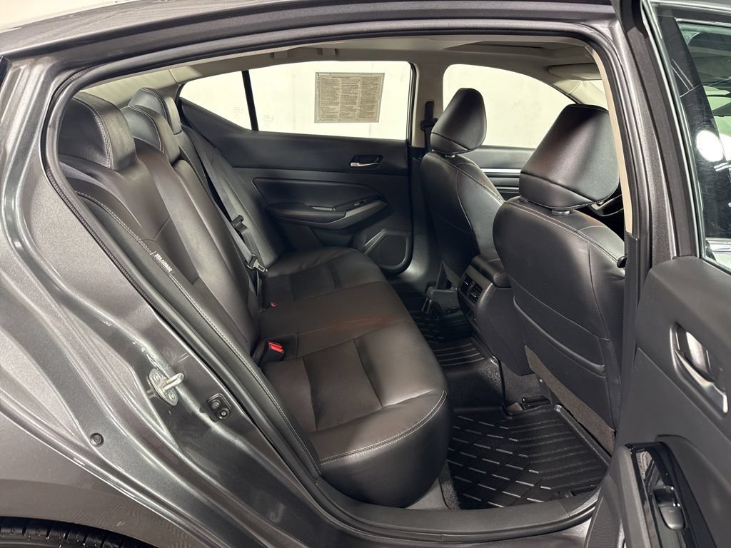 Used 2023 Nissan Altima 2.5 SL FWD image 15