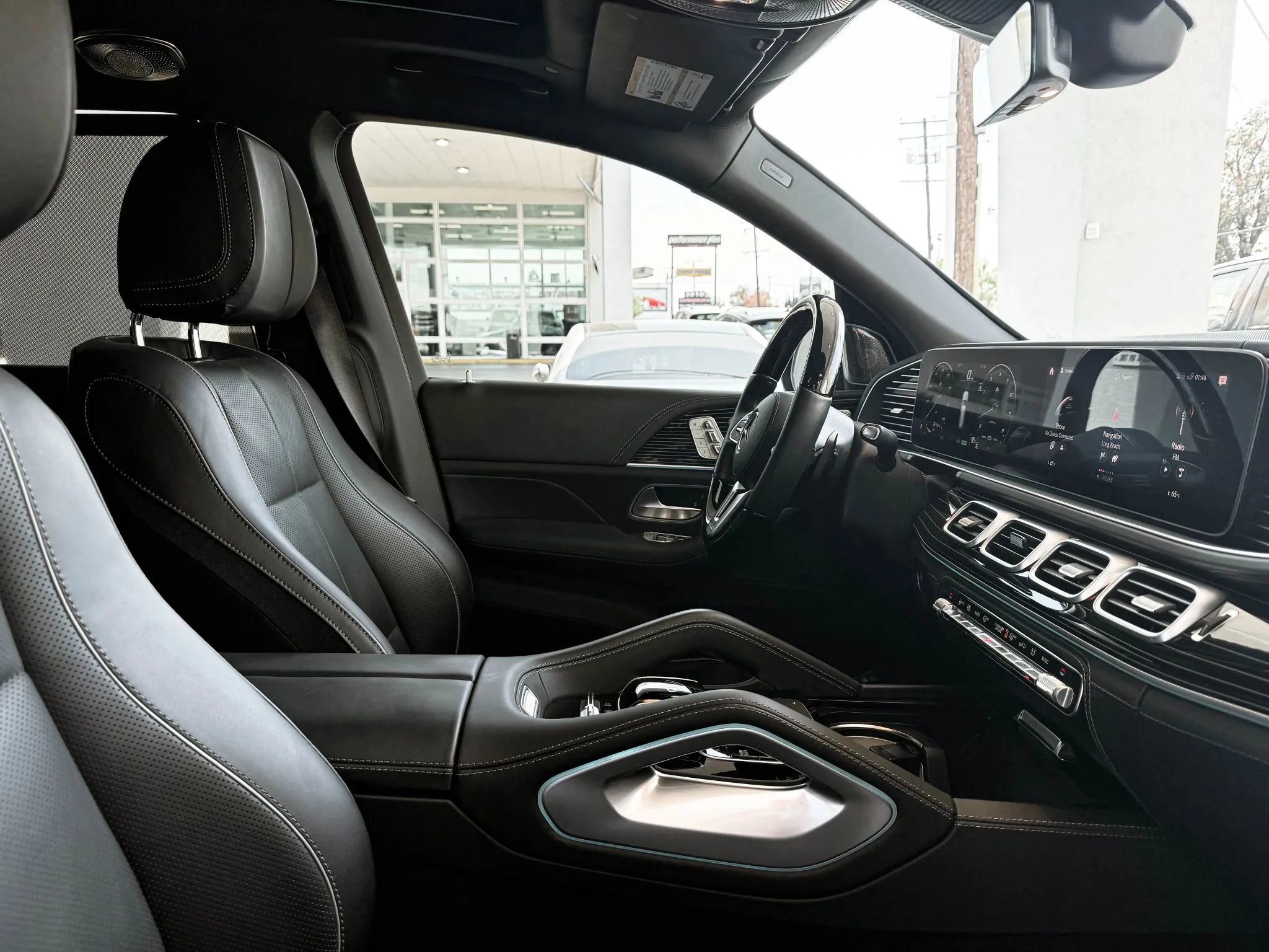 Used 2022 Mercedes-Benz Maybach GLS 600 4MATIC image 35