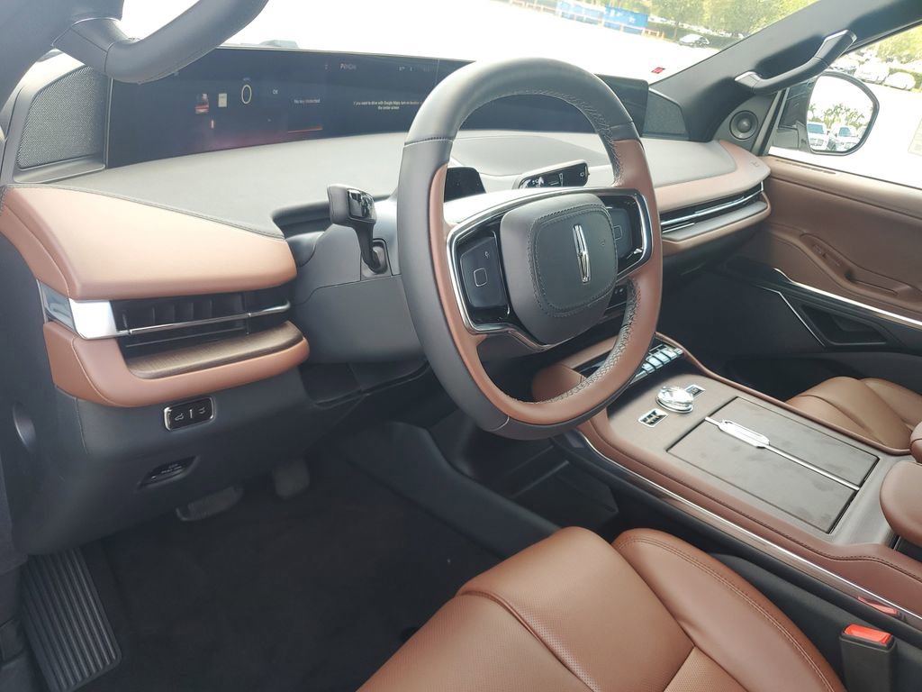 New 2025 Lincoln Navigator L Reserve image 21