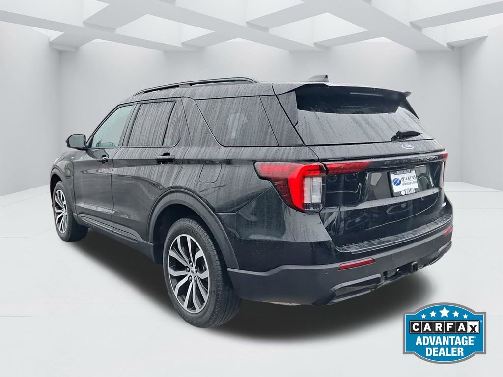 Used 2025 Ford Explorer ST-Line image 7